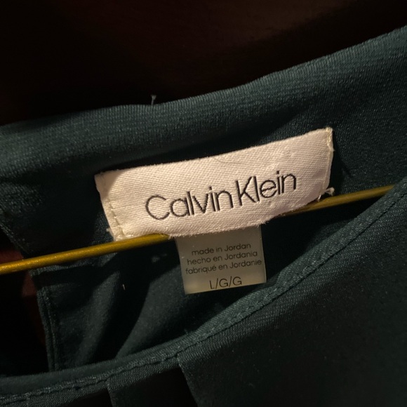 Calvin Klein Green Pleated Blouse - Picture 2 of 3